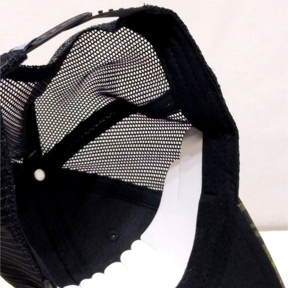 Marvel Punisher Camouflage Mesh Truckr Cap Bioworld Comic Skull Logo VINTAGE NWT - Picture 11 of 12